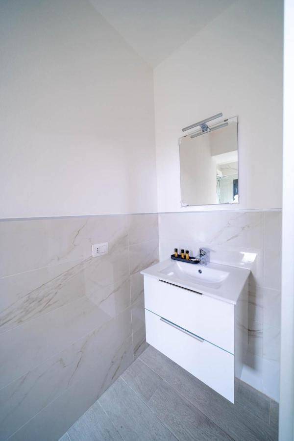 Beat House&Apartments อากราเต บริอันซา ภายนอก รูปภาพ