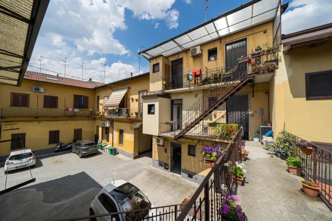 Beat House&Apartments อากราเต บริอันซา ภายนอก รูปภาพ